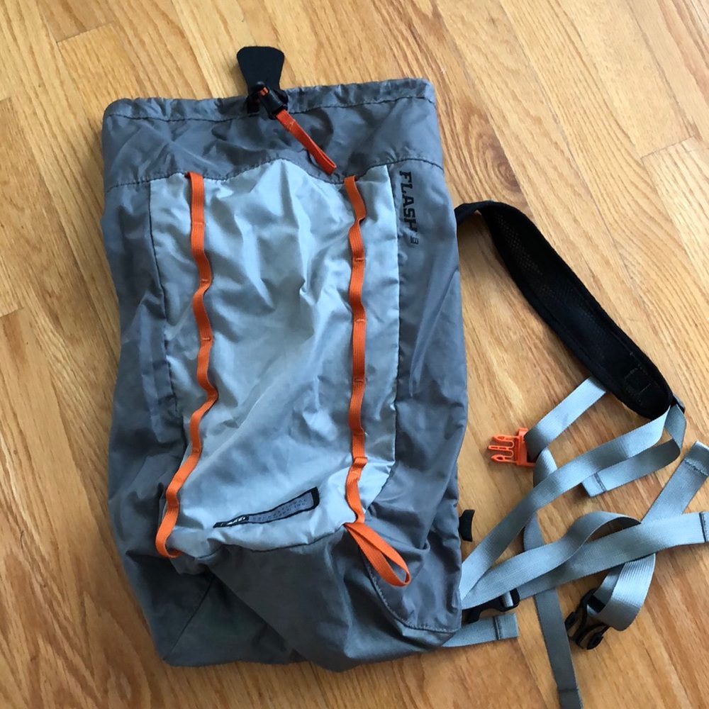 REI flash 18 lightweight hiking backpack